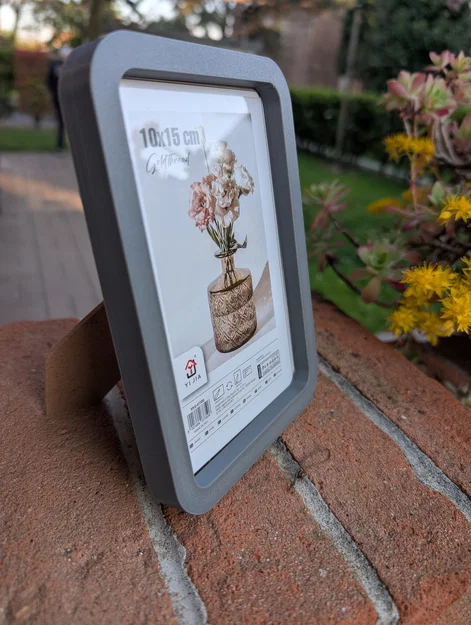 Khung ảnh hiện đại 10x15 cm tái chế linh kiện cũ in 3D - Image 1