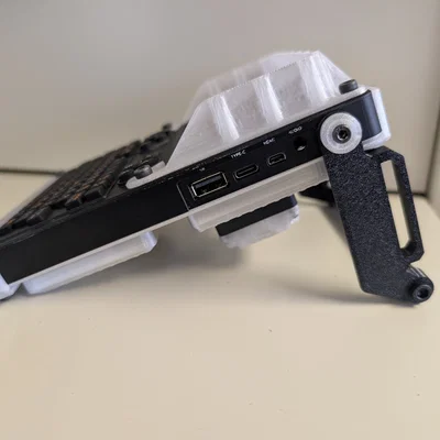 Chân đế cho ClockWork uConsole