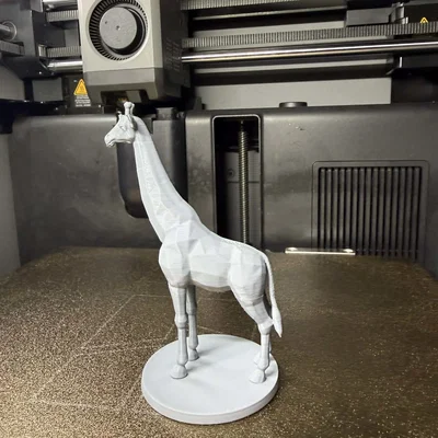 Tượng Hươu Cao Cổ Low Poly – Mô hình in 3D trang trí bàn làm việc