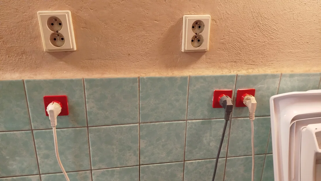 Giá đỡ phích cắm điện 230V - Image 6