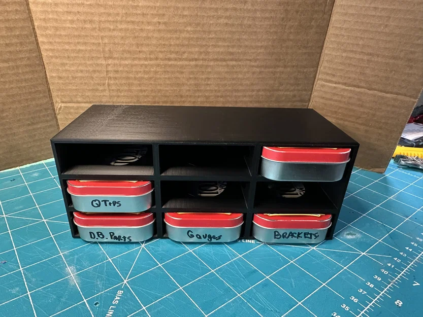 Kệ đựng hộp kẹo Altoids - Image 1