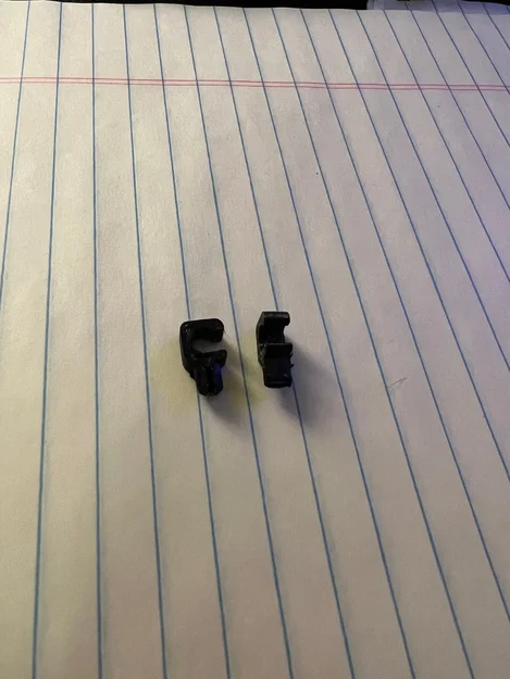 Kẹp giữ đường ống nước rửa kính xe Mazda NA Miata - Image 1