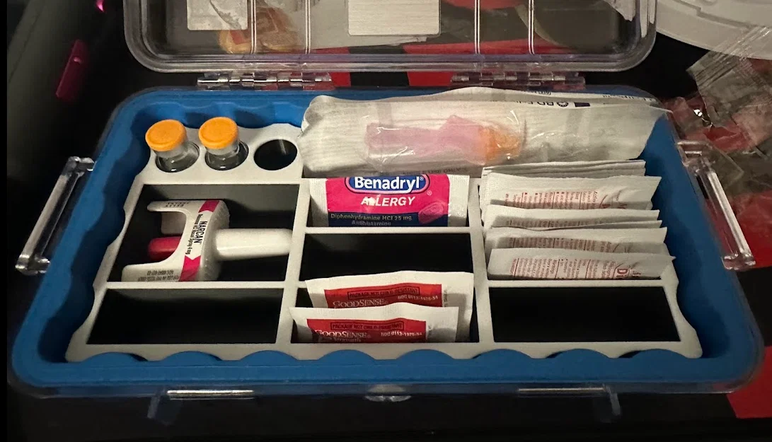 Khay 3D đựng dụng cụ y tế cho hộp Pelican 1060 siêu tiện lợi - Image 1