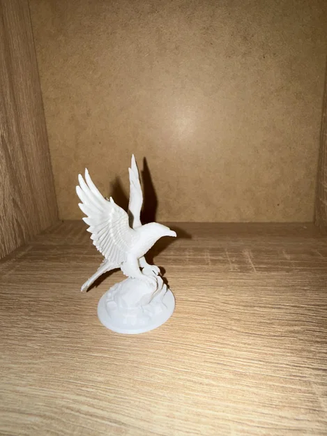 Tượng Đại Bàng Oai Vệ – Độ Chi Tiết Cao Cấp - Image 3