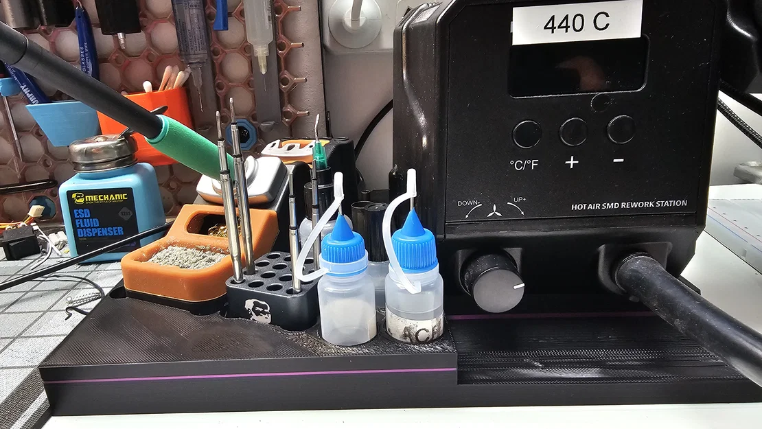 Giá đỡ trạm hàn Geeboon TC22 kèm phụ kiện và giá gác khò nhiệt - Image 1