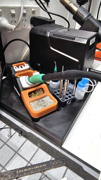 Giá đỡ trạm hàn Geeboon TC22 kèm phụ kiện và giá gác khò nhiệt - Image 2