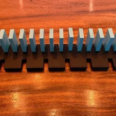 Khuôn xếp Domino (Domino Template)