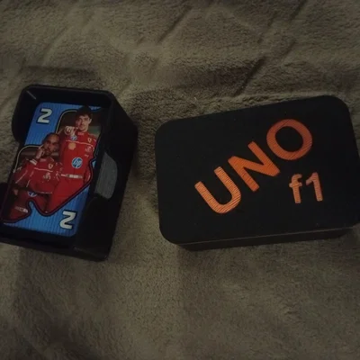 Hộp đựng bài UNO phiên bản F1 in 3D cực chất