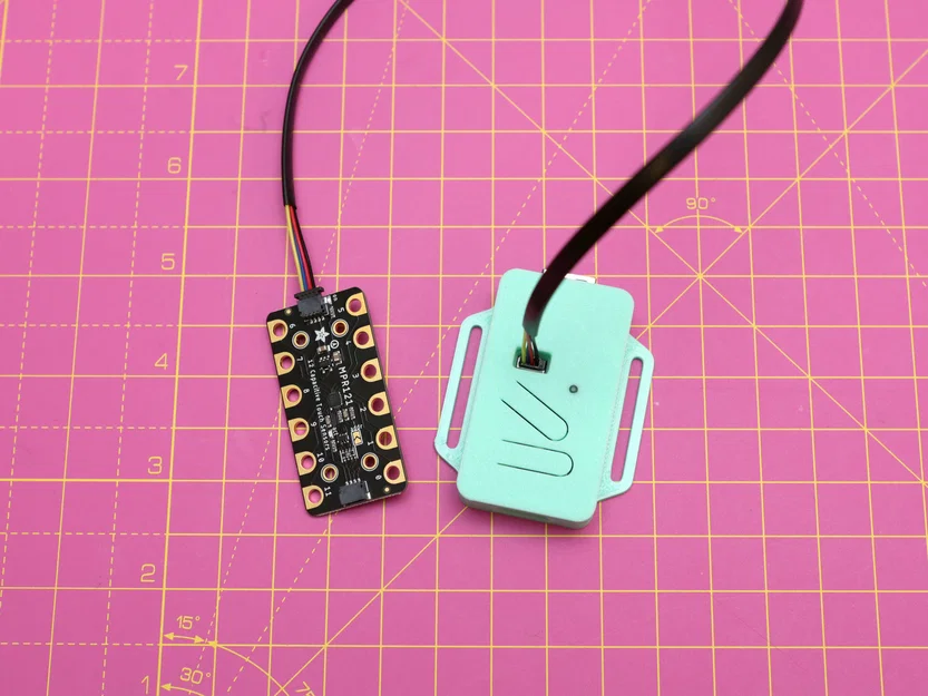 Vỏ bảo vệ cho Feather RP2040 USB Host - Image 2