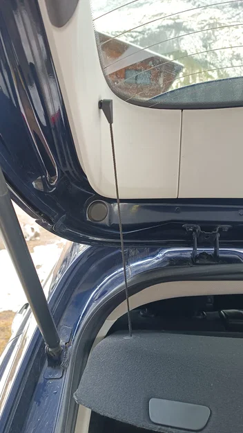 Chốt giữ tấm chắn cốp cho xe FIAT TIPO 2016 - Image 2