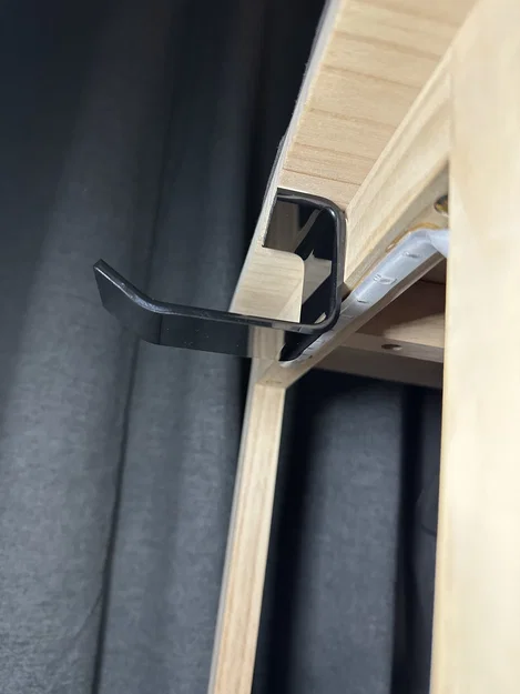 Giá treo tai nghe dưới gầm bàn 3D thông minh và gọn gàng - Image 1