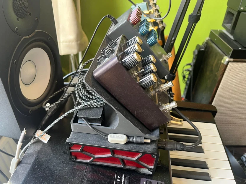 Giá đỡ Guitar pedal - Image 1