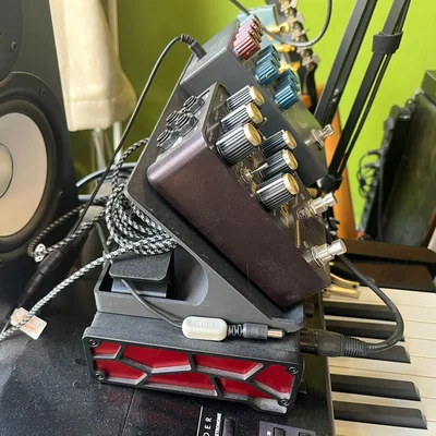 Giá đỡ Guitar pedal