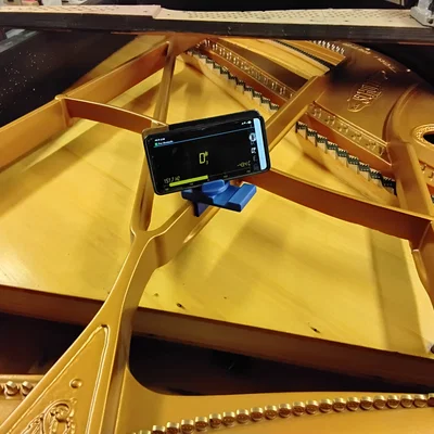 Giá đỡ điện thoại từ tính (Magnetic adjustable phone holder) in 3D