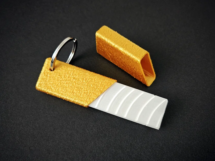 Móc khóa hình thanh cá tẩm bột (Fish finger keychain) - Image 1