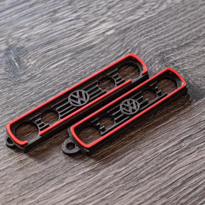 Móc khóa mặt ca-lăng VW Golf Mk1/Mk2 in 3D phong cách GTI