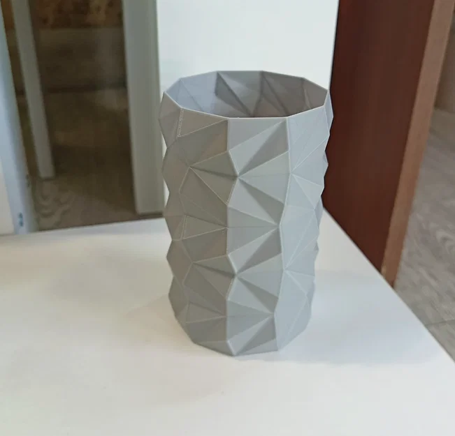 Mẫu bình hoa đa giác (Polygonal Vase) in 3D đẹp và hiện đại - Image 3