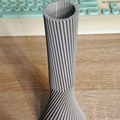 Bình hoa xoắn ốc 3D hiện đại - Thiết kế trang trí độc đáo
