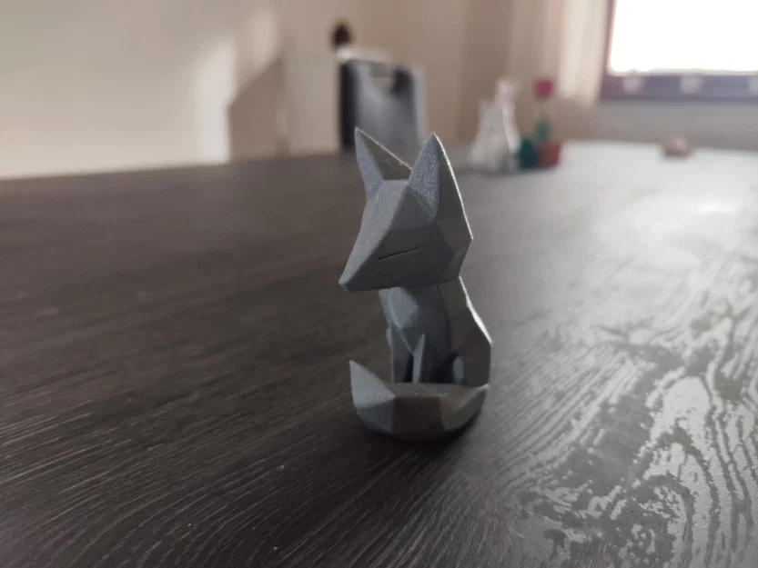 Mô hình chú cáo nhỏ phong cách Low Poly trang trí bàn làm việc - Image 2