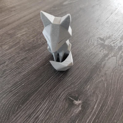 Mô hình chú cáo nhỏ phong cách Low Poly trang trí bàn làm việc