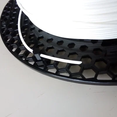 Kẹp giữ sợi nhựa in 3D (Prusament Clip) gọn gàng, dễ in