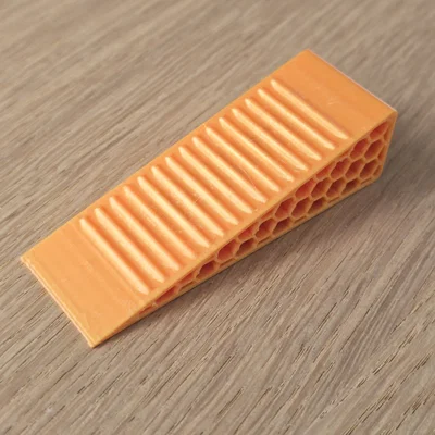 Cục chặn cửa hiện đại, vượt thời gian v2 họa tiết Honeycomb