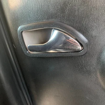 Ốp trang trí tay nắm cửa trong xe Chery Amulet (A11/A15)