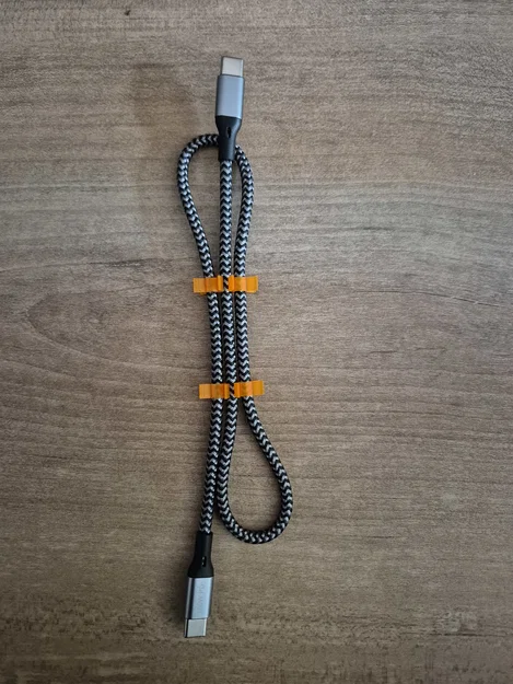 Kẹp giữ dây cáp (Cable clip) đơn giản và tiện dụng - Image 1