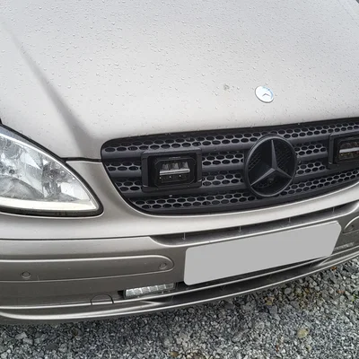 Ngàm gắn đèn LED lưới tản nhiệt cho Mercedes Vito Viano Marco Polo W639