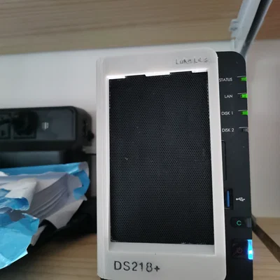 Nắp đậy chống bụi 3D cho Synology DS218+ giúp bảo vệ thiết bị