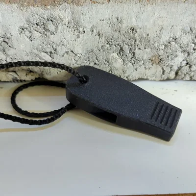 Còi Cứu Hộ Khẩn Cấp Dạng Dẹt Số 1