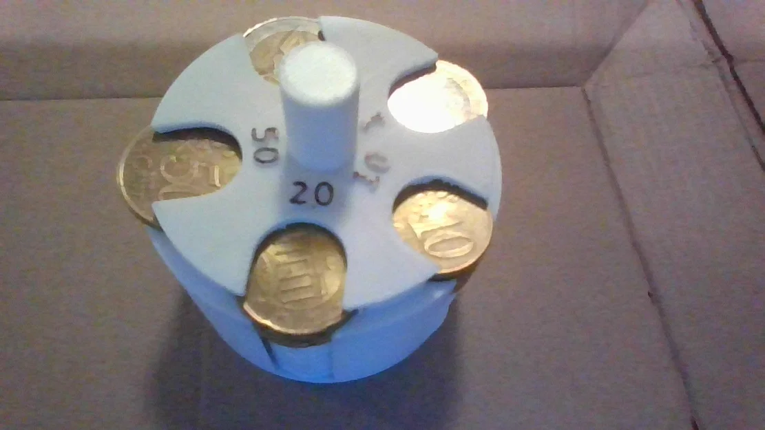 Khay đựng tiền xu 3D tiện lợi cho ô tô - Image 2