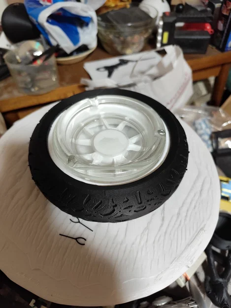 Gạt tàn thuốc hình bánh xe mô tô - Image 1