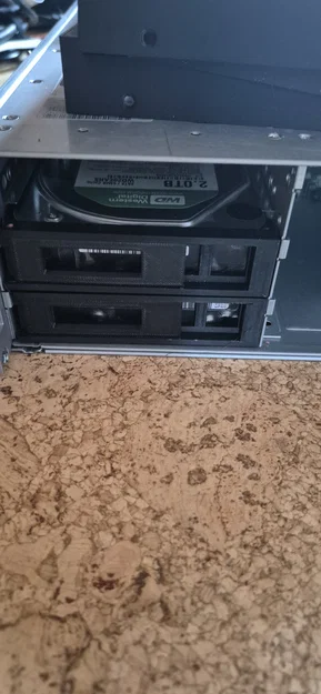 Caddy ổ cứng LFF cho HPE Apollo 4200 Gen 9 - Image 2