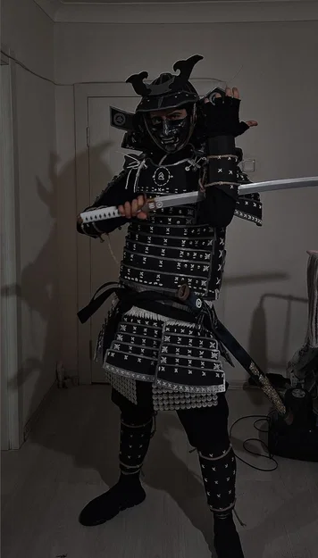 Mô hình 3D Katana của Jin Sakai (Ghost of Tsushima) cho Cosplay - Image 1