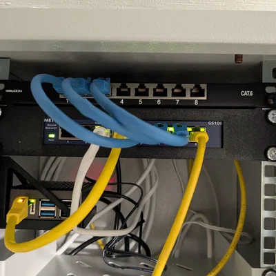 Bộ khung rack mount cho Netgear GS108 (tủ rack 10 inch)