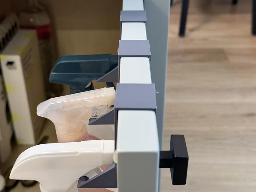 Móc Treo Bình Xịt Gọn Gàng Cho Cánh Tủ 27mm - Tối Ưu Không Gian - Image 1