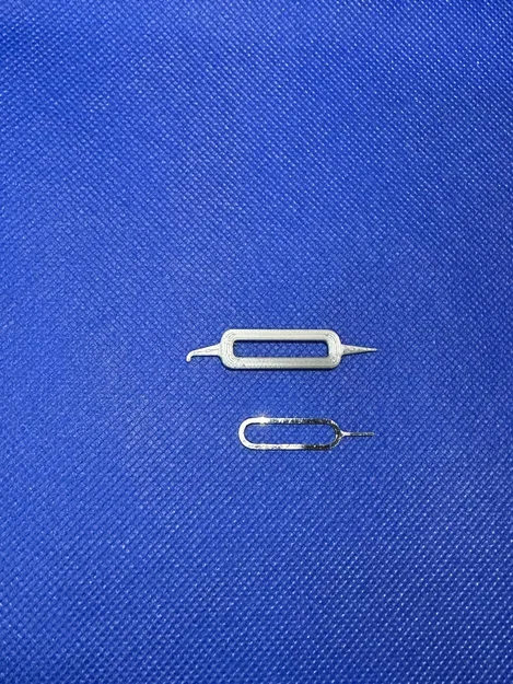 Dụng cụ vệ sinh cổng sạc USB-C và Lightning in 3D siêu tốc - Image 1