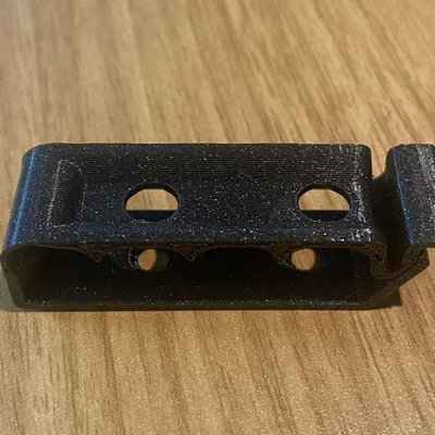 Kẹp giữ dây cáp KLAMMA có lỗ bắt vít - Giúp bàn làm việc gọn gàng