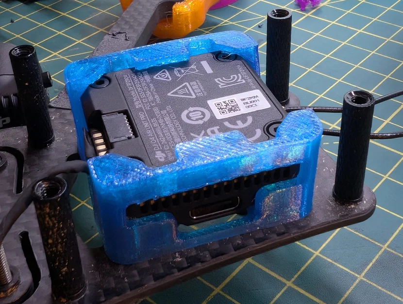 Giá đỡ mềm (Soft Mount) 3D cho DJI Air Unit O4 Pro - In TPU - Image 1