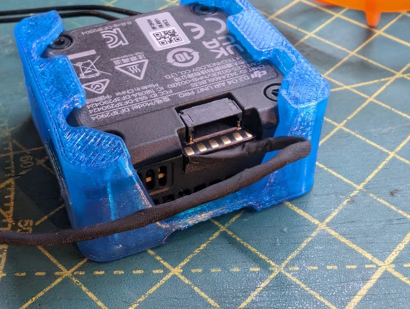 Giá đỡ mềm (Soft Mount) 3D cho DJI Air Unit O4 Pro - In TPU - Image 2