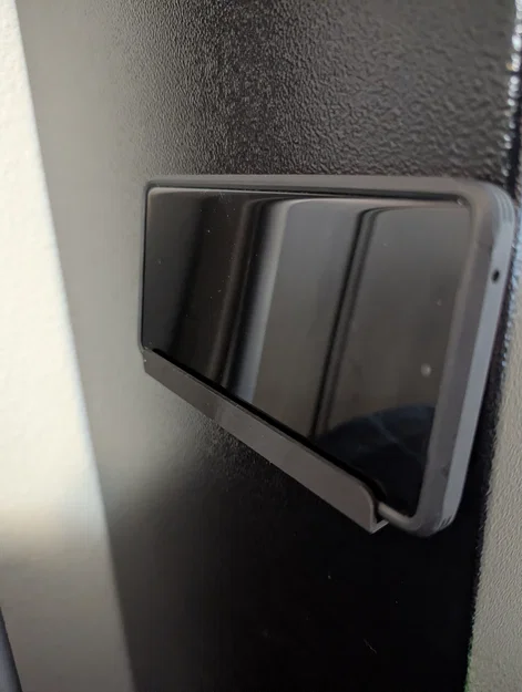 Giá treo điện thoại gắn tường nhỏ gọn in 3D tiện lợi - Image 2