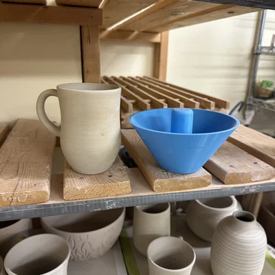 Dụng cụ nắn miệng gốm (Pottery Rim Straightener)