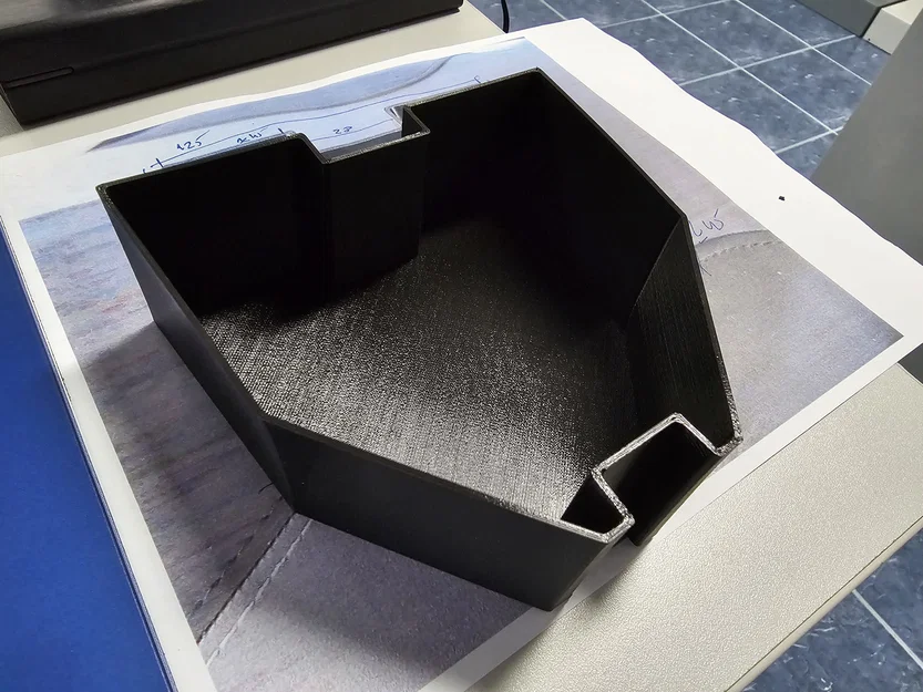 Khay đựng đồ thông minh cho hộc nắp xăng Honda ADV 350 - Image 1