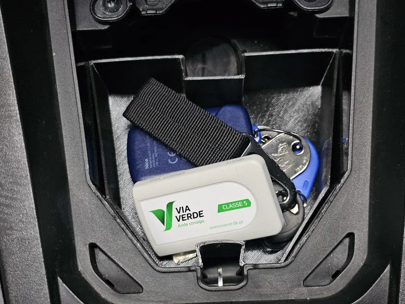 Khay đựng đồ thông minh cho hộc nắp xăng Honda ADV 350 - Image 9