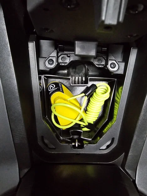 Khay đựng đồ thông minh cho hộc nắp xăng Honda ADV 350 - Image 10