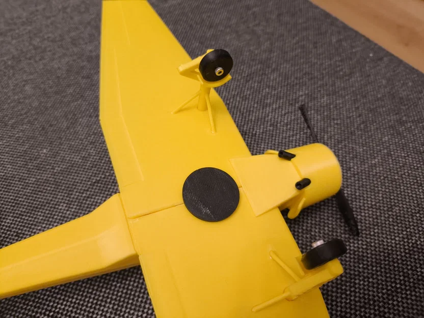 Mô hình máy bay Zlin Z37 - Đồ chơi in 3D Bumblebee cực chất - Image 2