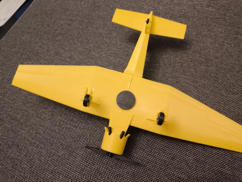 Mô hình máy bay Zlin Z37 - Đồ chơi in 3D Bumblebee cực chất - Image 5