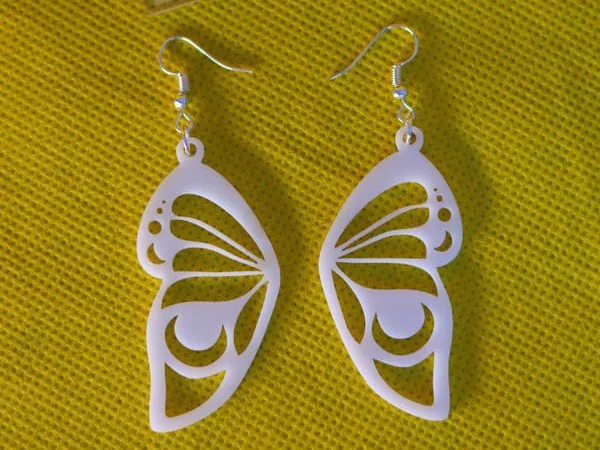 Bông tai hình cánh bướm in 3D tinh tế và cá tính - Image 1