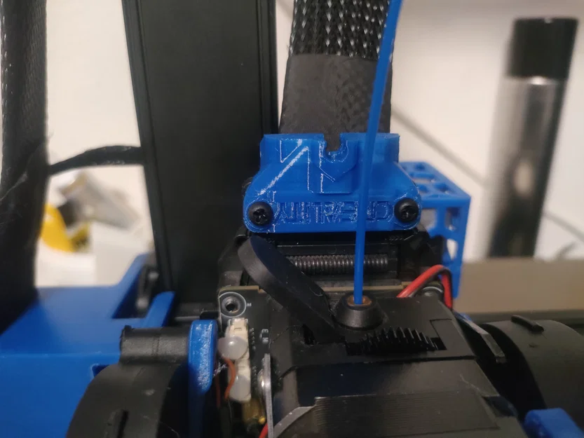 Kẹp giữ dây cáp Creality Ender 3 V3 SE cực gọn gàng - Image 1